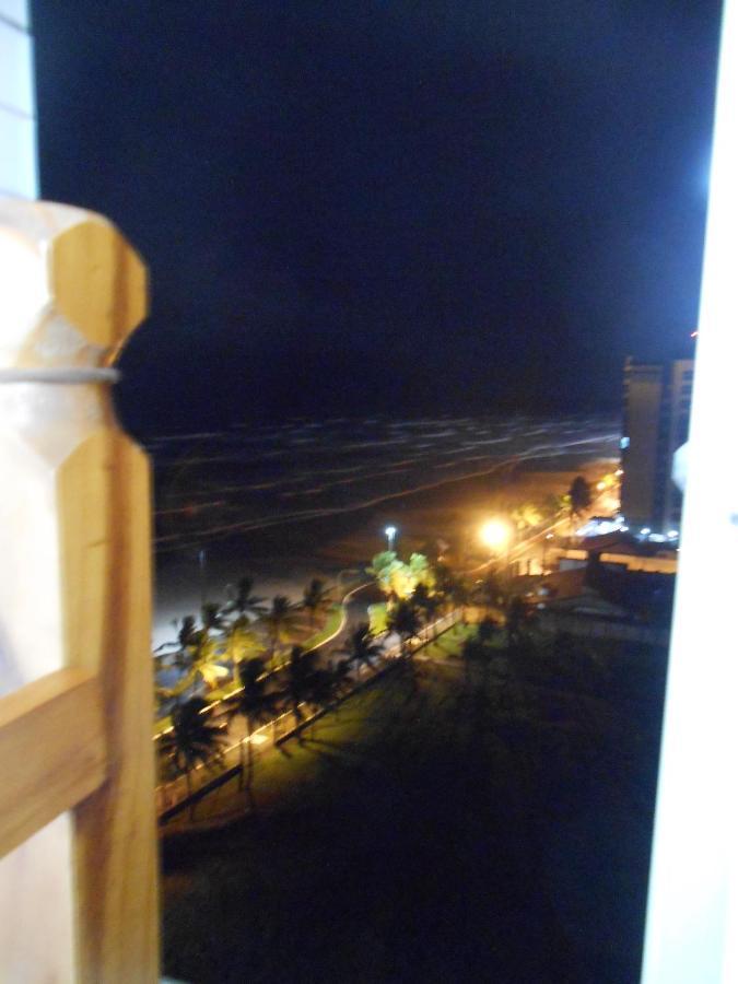 Apto Varanda Gourmet Frente Ao Mar Praia Grande (Santos) Exterior foto