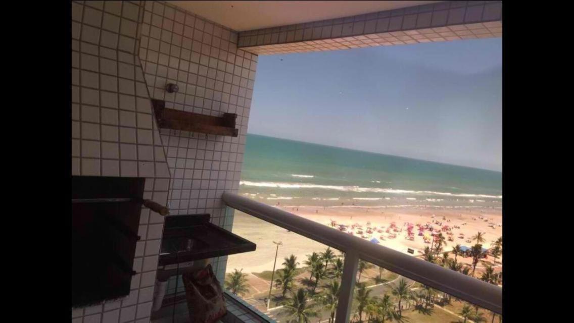 Apto Varanda Gourmet Frente Ao Mar Praia Grande (Santos) Exterior foto